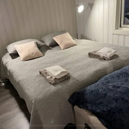 شقة Charming 2-bedroom In Fjerdingby, Norway *